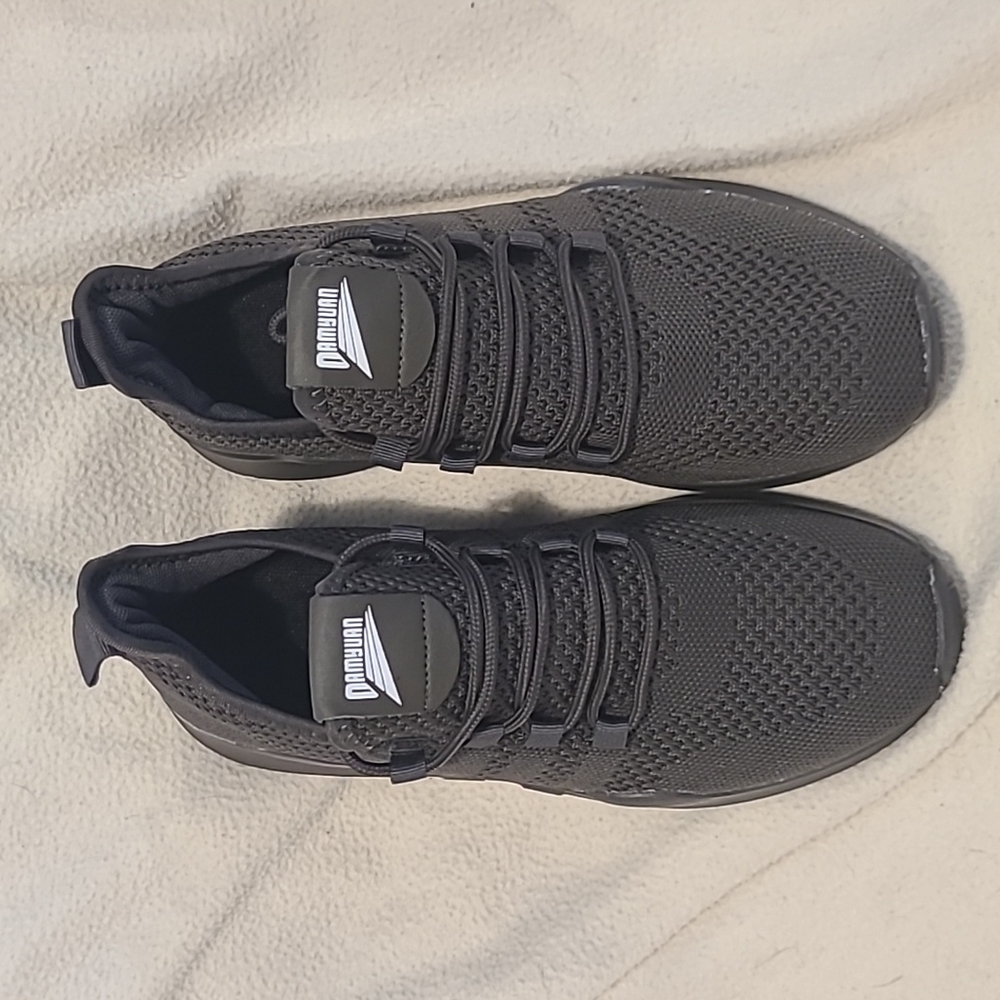 Damyuan tennis shoes